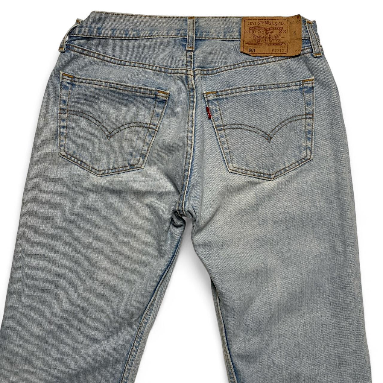 Levis 501 Light Blue Distressed Baggy Vintage Jeans (32W)