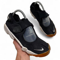 Nike Air Rift Black White Gum Sole Trainers (UK 7)