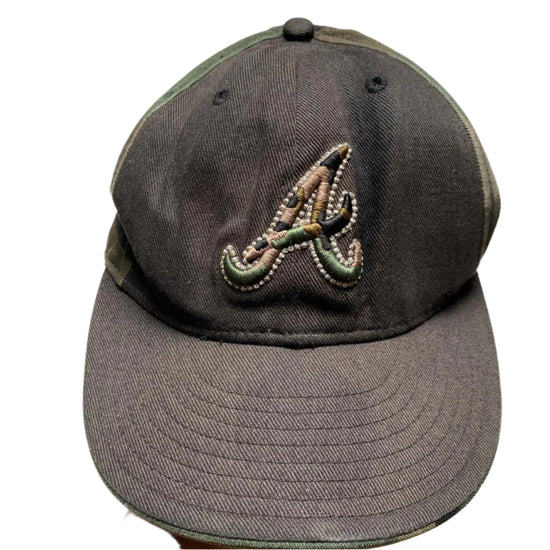 New Era Atlanta Braves Vintage Black and Camouflage Fitted Cap