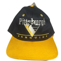 Pittsburgh Penguins NHL Vintage 90’s Green Brim Snapback hat black and yellow