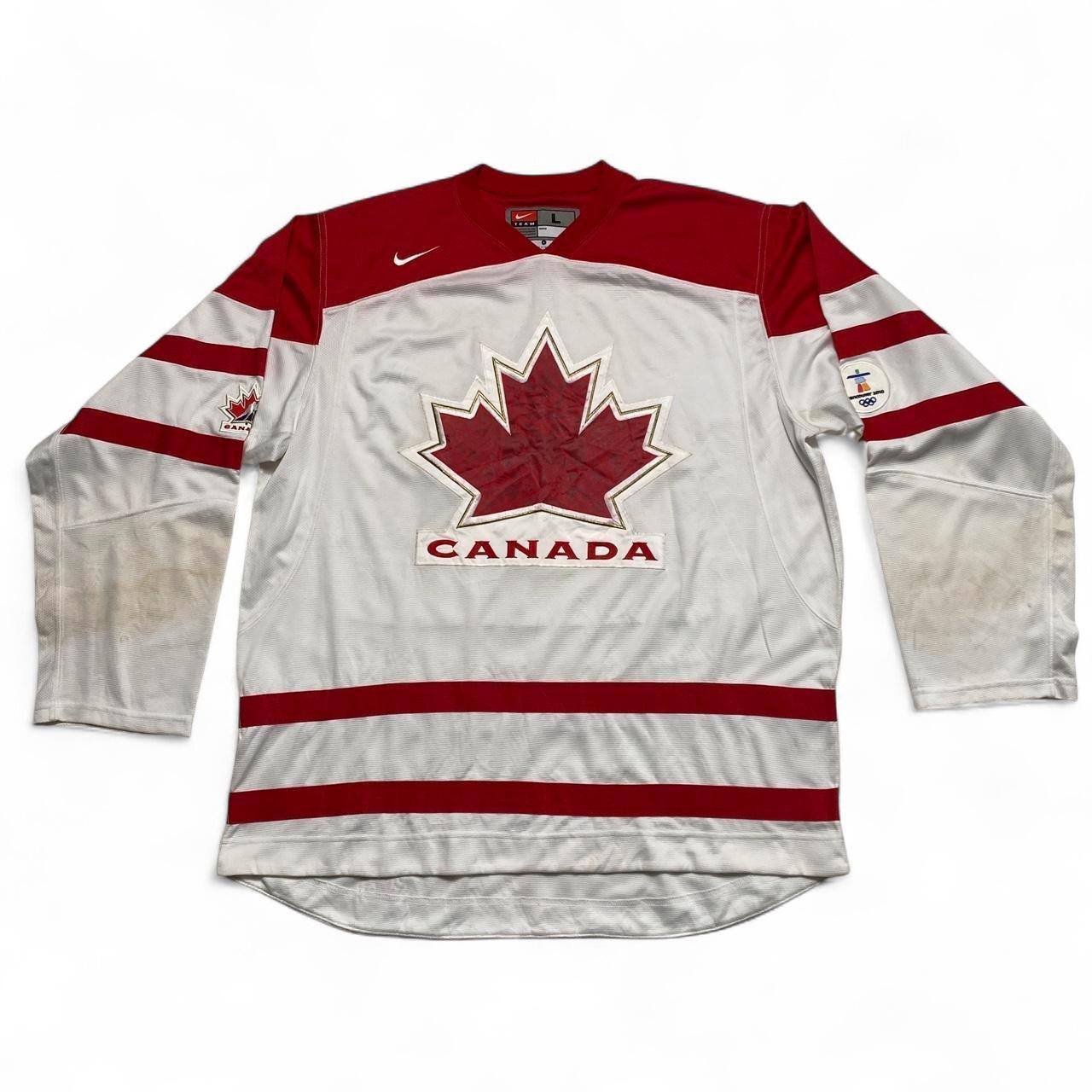 Nike Team Canada Vintage y2k Vancouver 2010 Hockey Jersey Red and White (L)