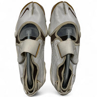 Nike Air Rift White and Brown Gum Sole Sandal Trainers (UK 9)