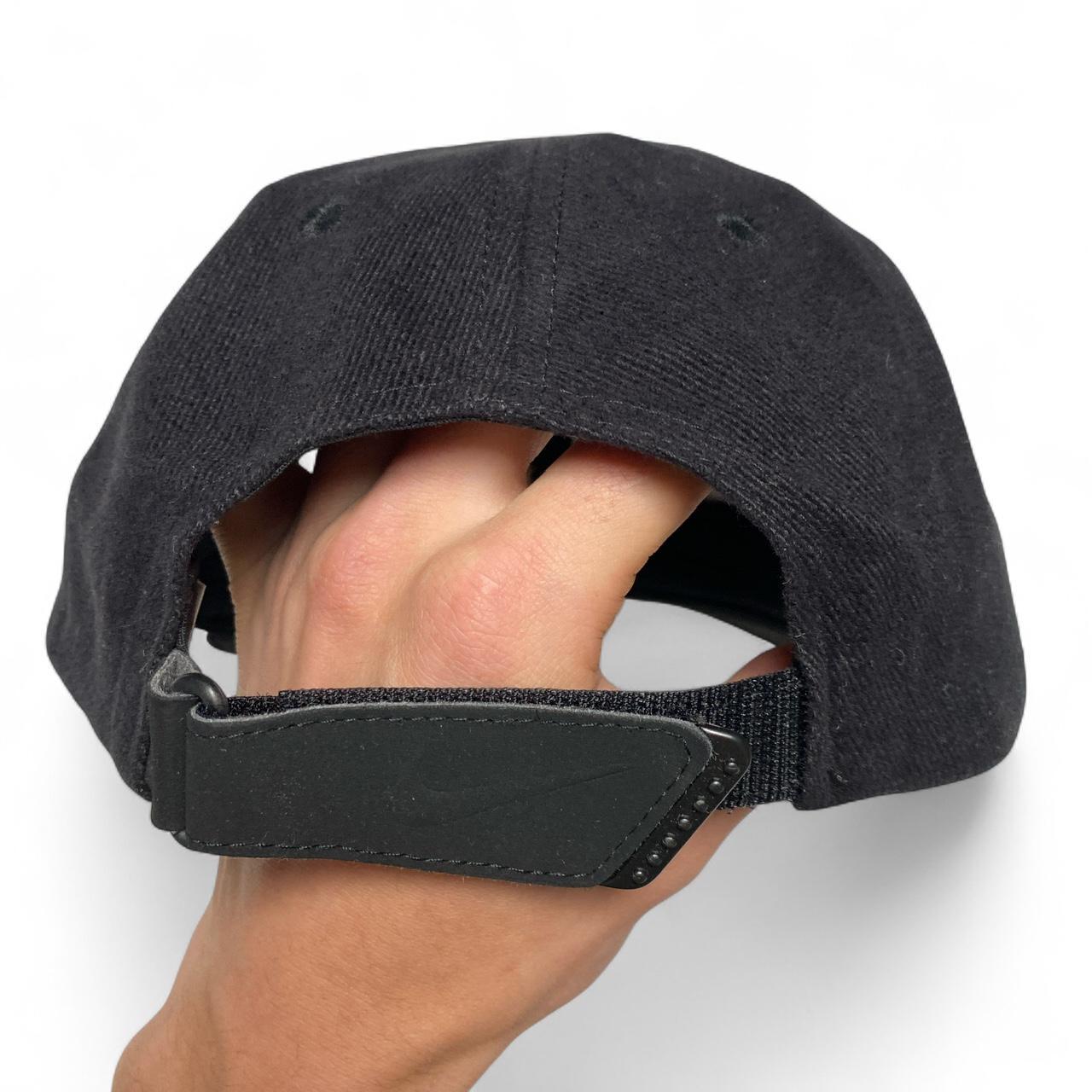 Nike Air Vintage 90’s Black and Red Swoosh Cap