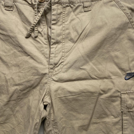Nike Vintage y2k Baggy Cargo Shorts Cream and Grey Swoosh (XL)