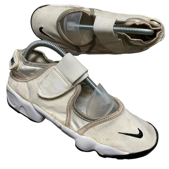 Nike Air Rift White and Black Non Tabi Toe (UK 5.5)