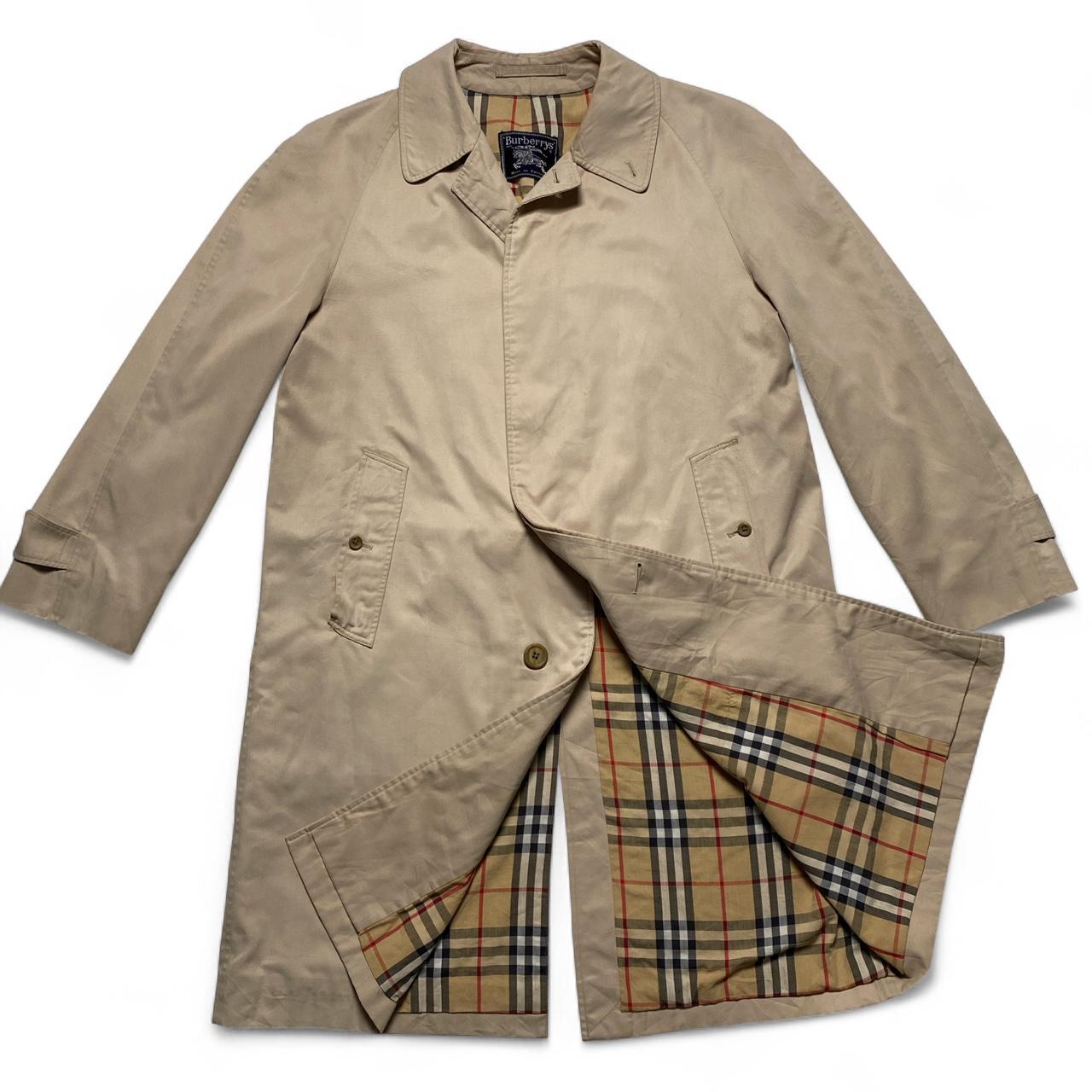Burberry Vintage Womens Beige Trench Coat
