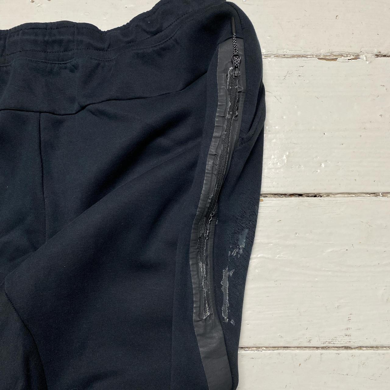 Nike Tech Fleece Black Joggers (2XL)
