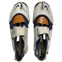 Nike Air Rift Vintage 2007 White and Navy Leather Tabi Split Toe Trainers (UK 11)