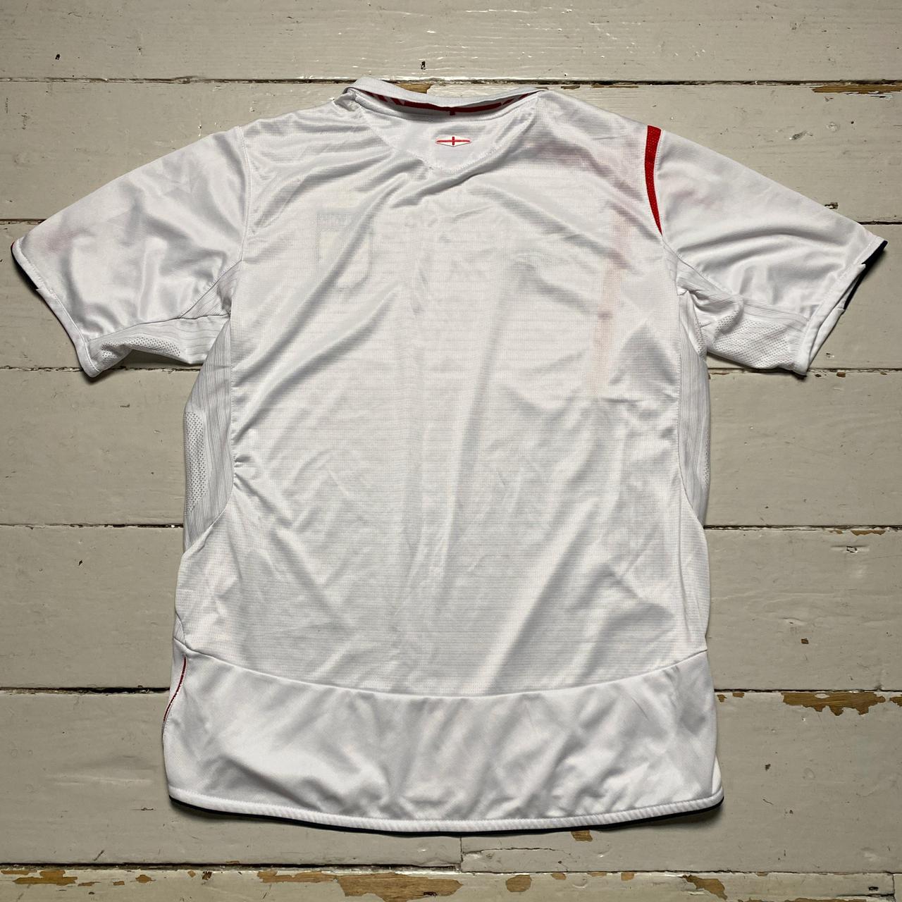 England Umbro Home White and Red Vintage 2005-2007 Football Jersey