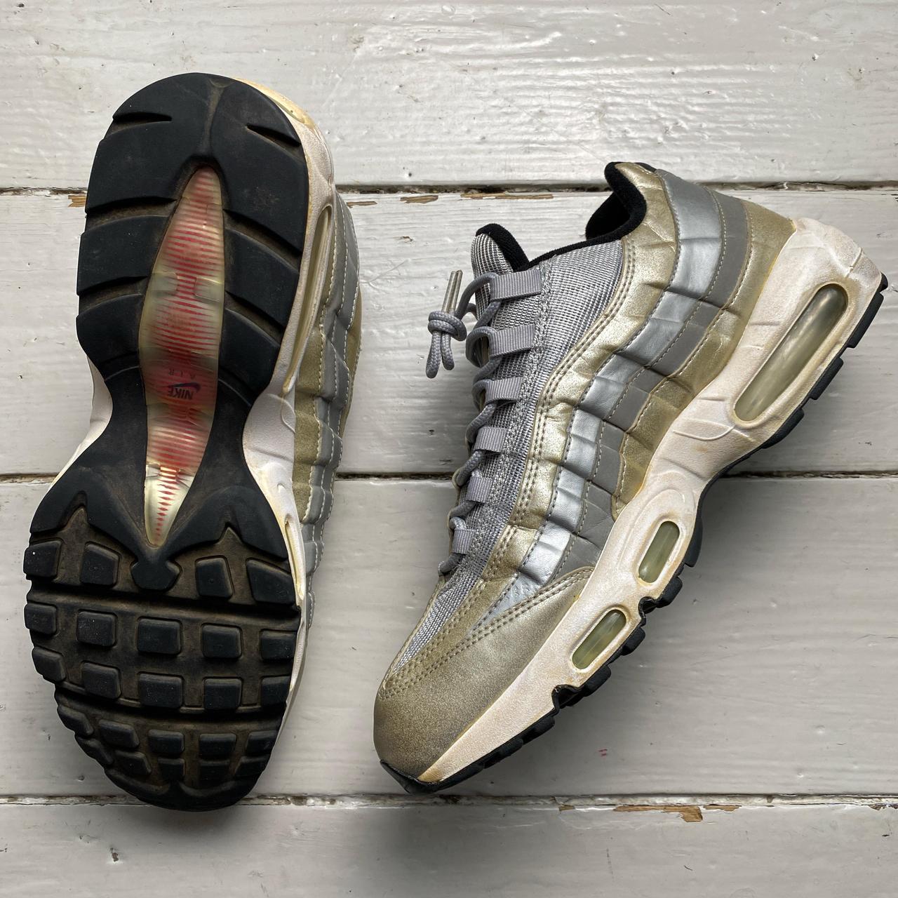 Nike Air Max 95 Silver Bullet