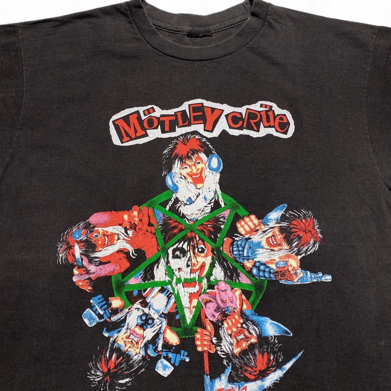 Motley Crue Vintage 90’s Black Magazine Cut Out T Shirt (L)