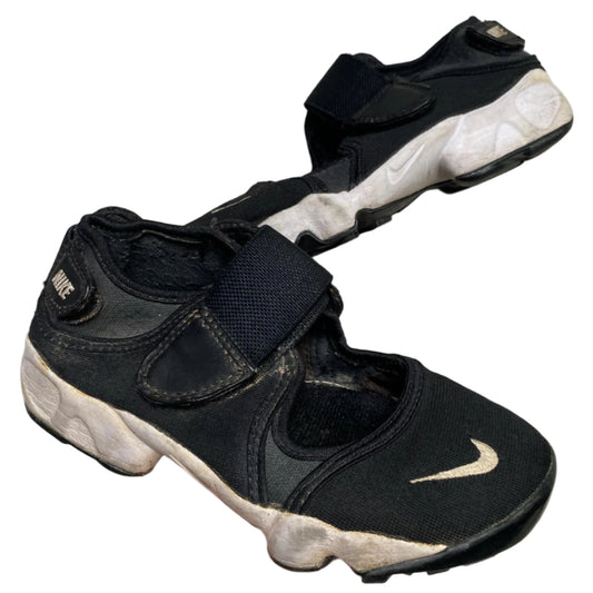 Nike Rift Black and White Kids (Kids)