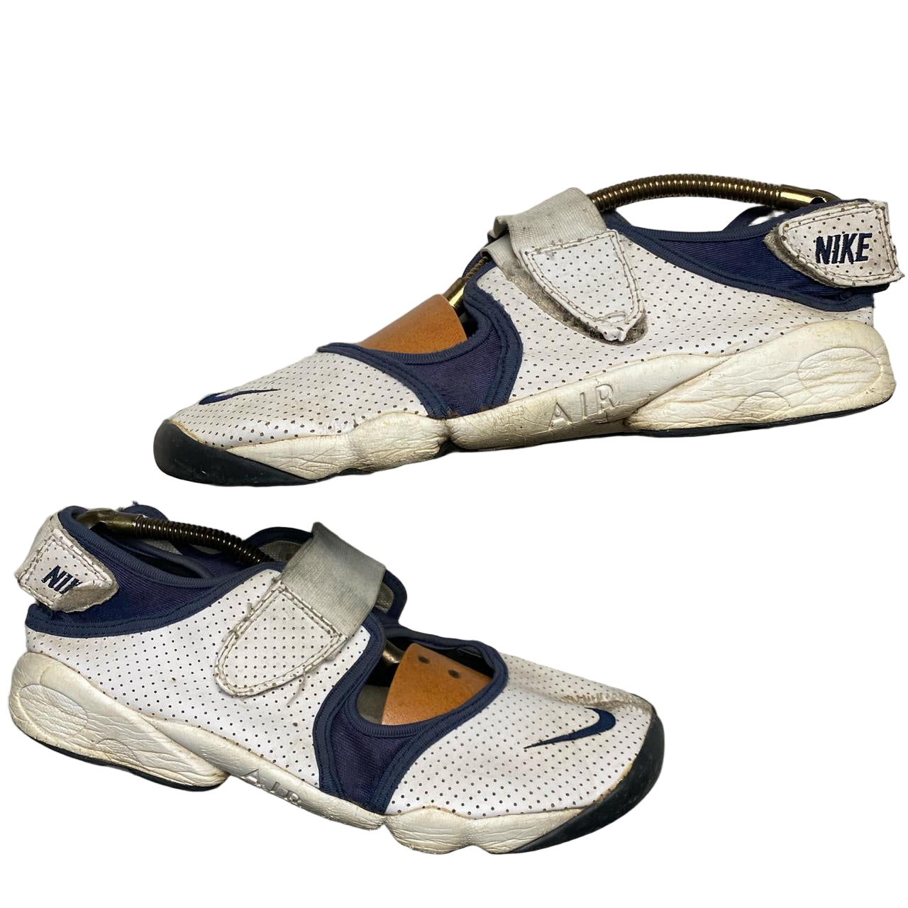Nike Air Rift Vintage 2007 White and Navy Leather Tabi Split Toe Trainers (UK 11)