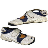 Nike Air Rift Vintage 2007 White and Navy Leather Tabi Split Toe Trainers (UK 11)