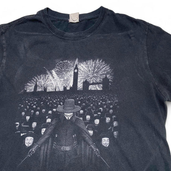 V for Vendetta Black and White T Shirt (M)