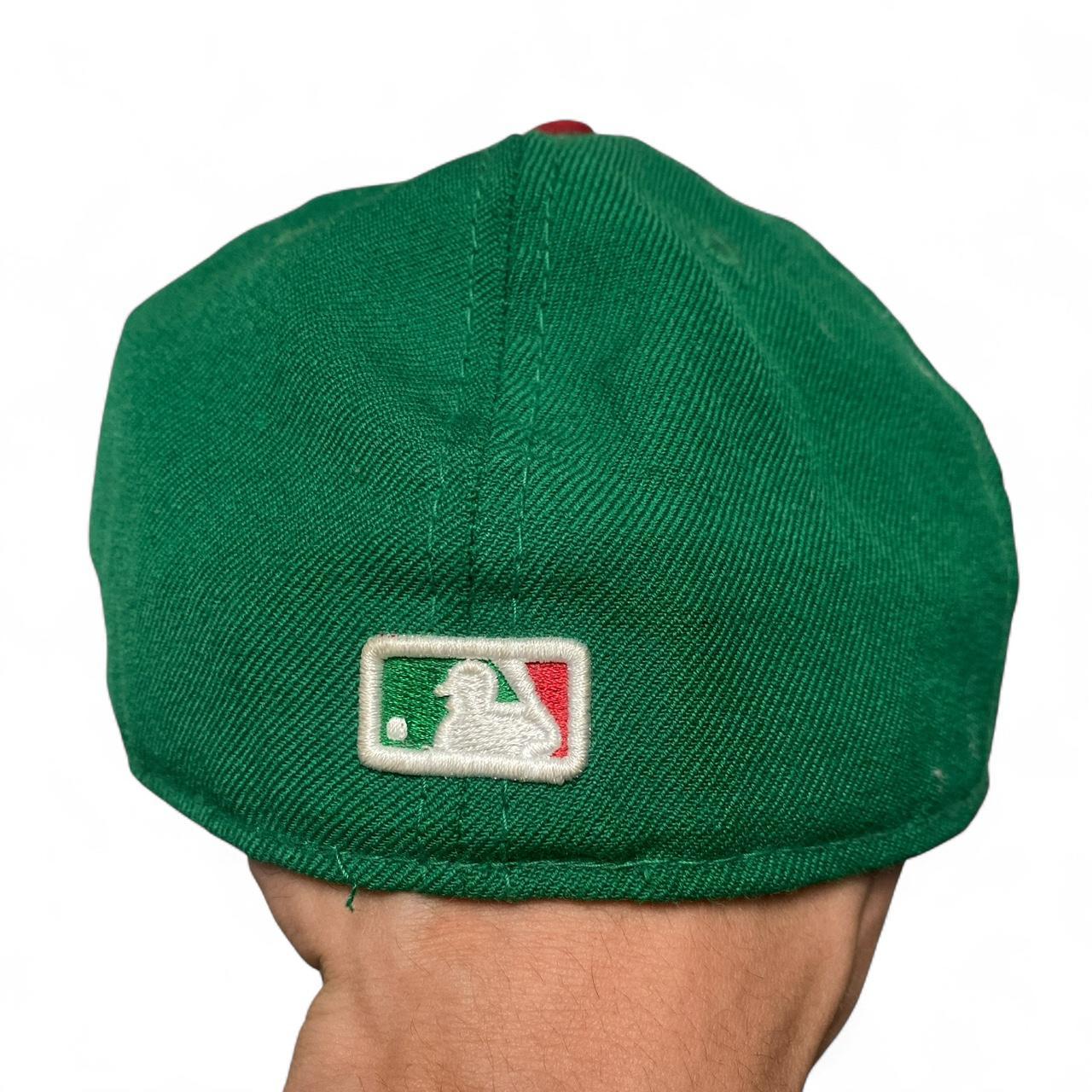 New York Yankees Mexico Italy Colours White Red and Green Fitted Cap