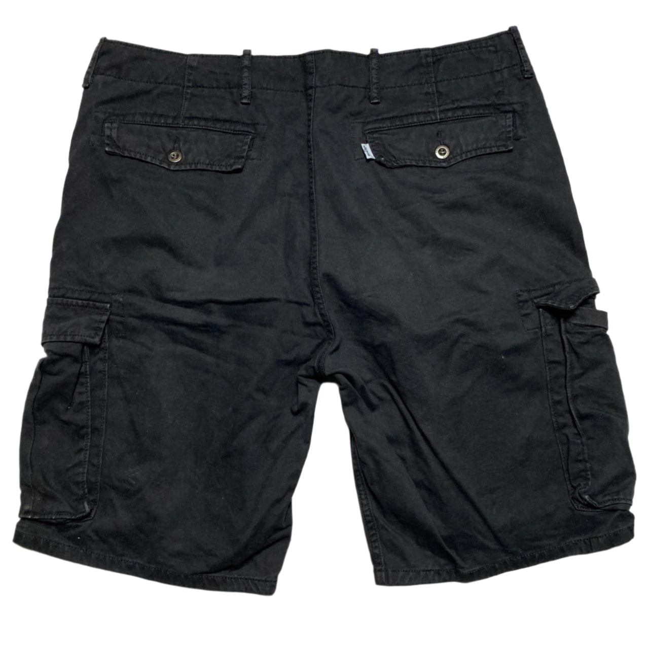 Levis Cargo Black Shorts (W 38)