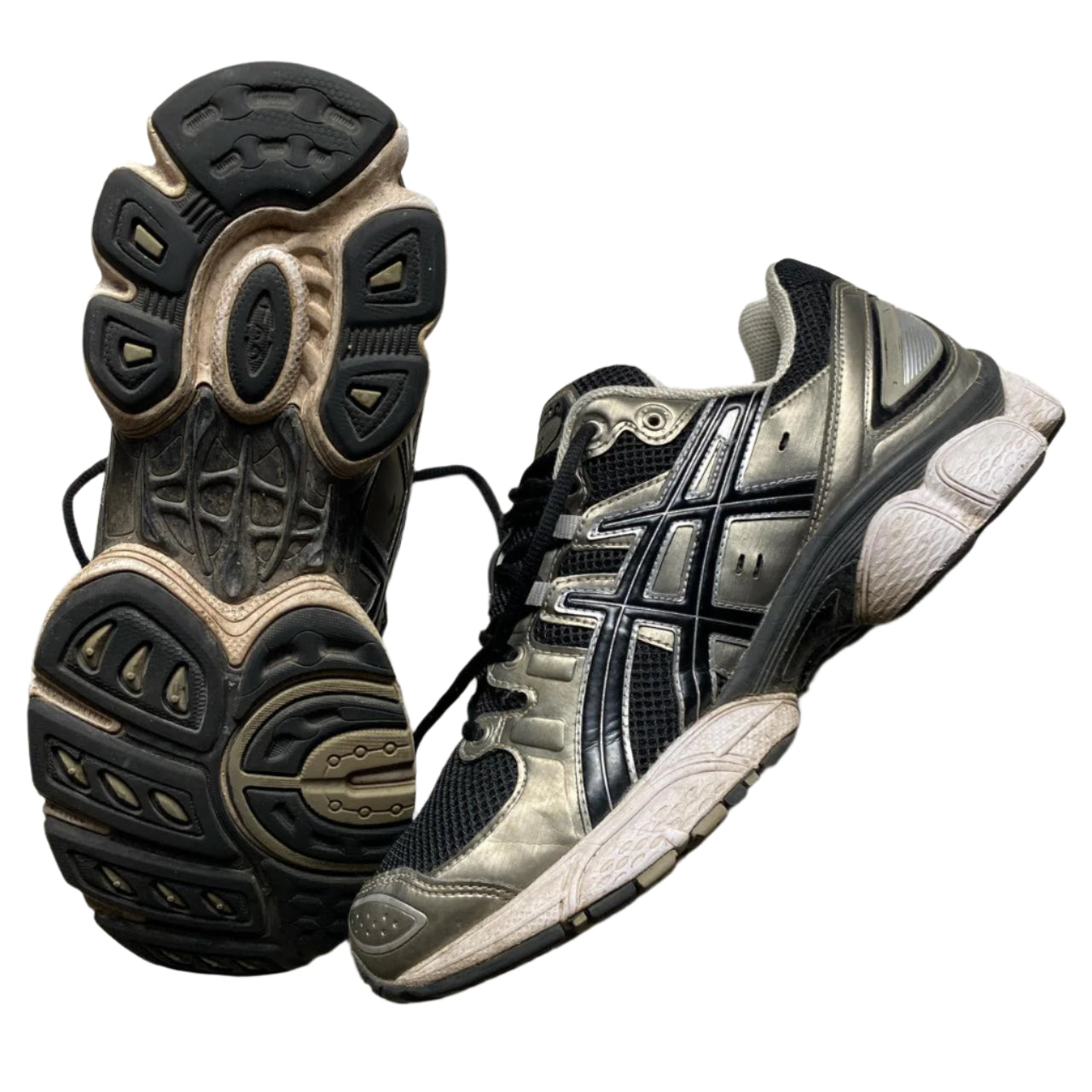 ASICS Gel Nimbus 9 trainers black and silver (UK 9.5)