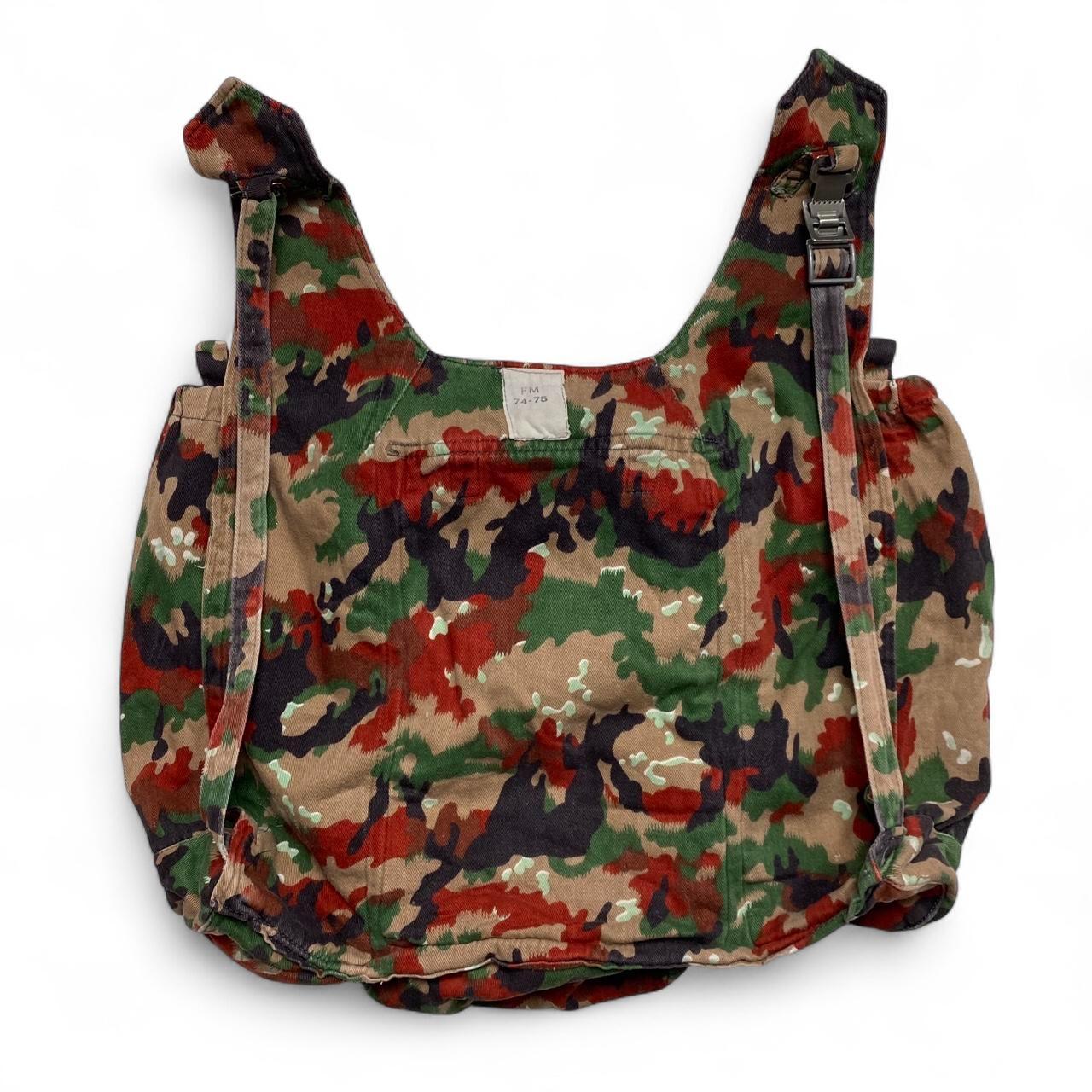 Swiss Army Camo M70 Camouflage Red Green and Brown Vintage Full Suit Jacket Trousers and Bag (XL)