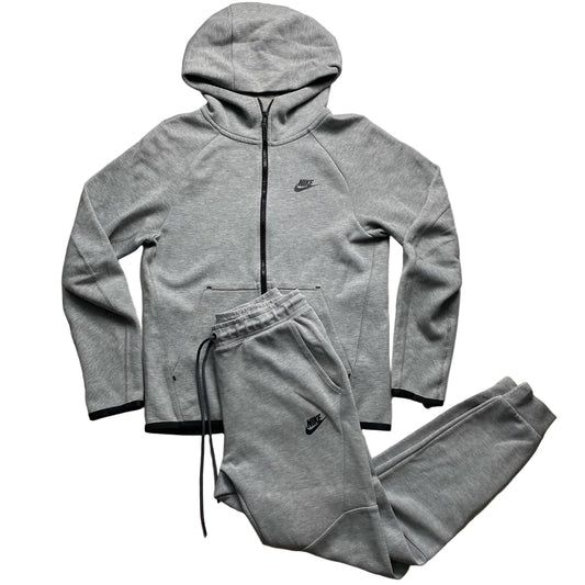 Nike Tech Fleece Grey Full Tracksuit (XS)