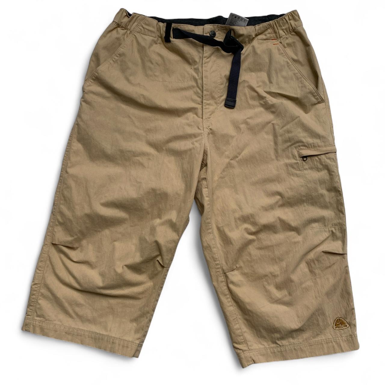 Nike ACG Sand Tan Khaki Brown Cargo Shorts (30W)