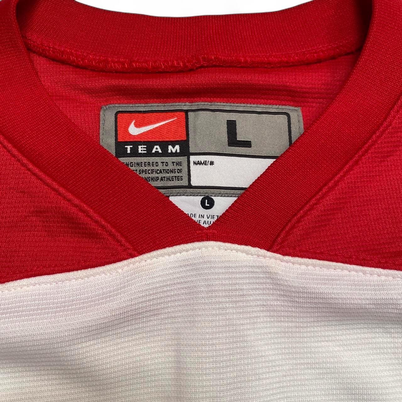 Nike Team Canada Vintage y2k Vancouver 2010 Hockey Jersey Red and White (L)