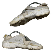 Nike Air Rift Split Tabi Toe White and Yellow Gold Swoosh Sandal (UK 7)