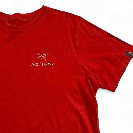 Arc'teryx Red and White T Shirt (M)