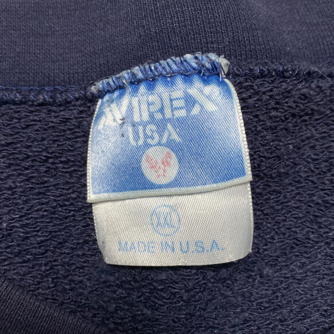 Avirex USA Vintage 90’s Navy and Silver Jumper (2XL)