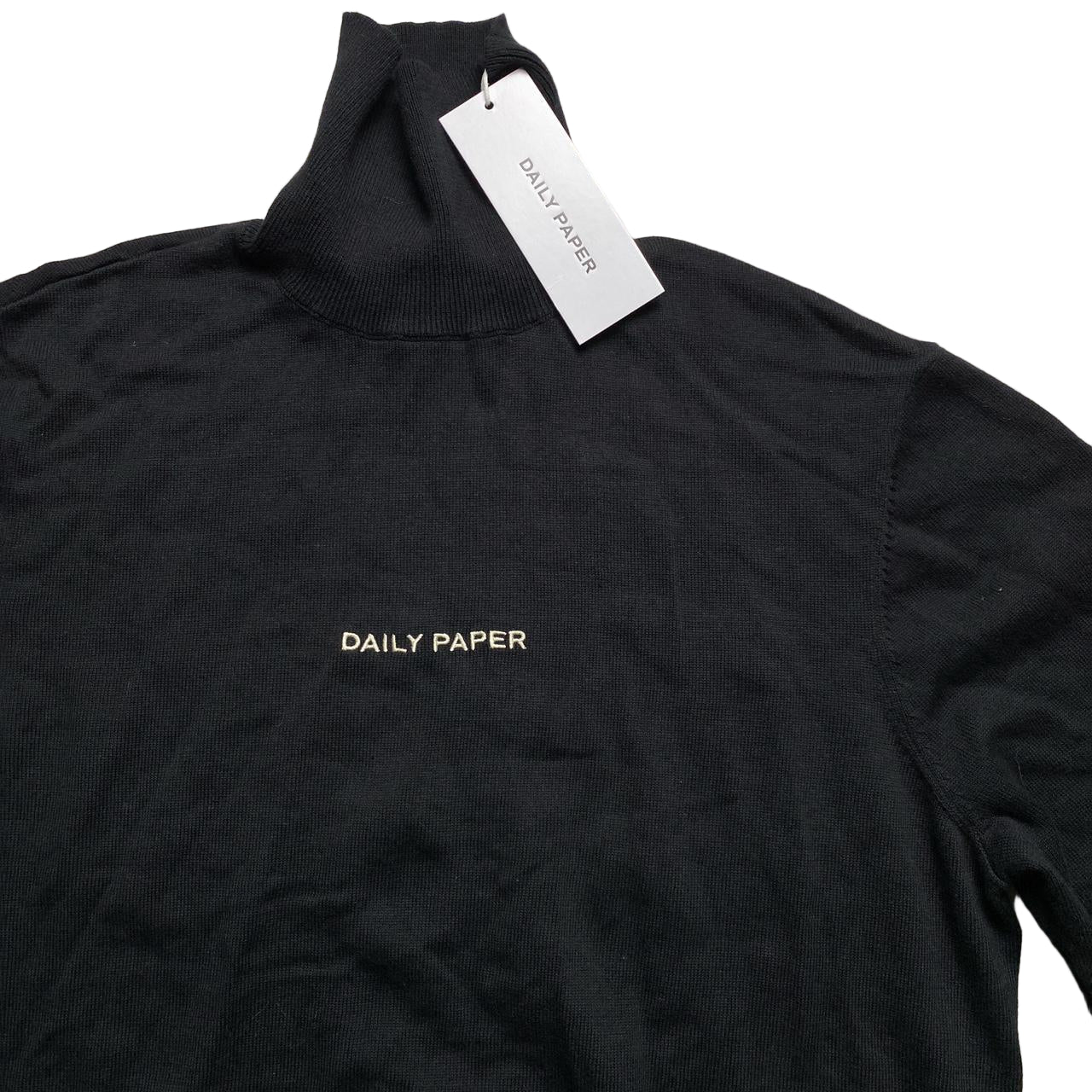 Daily Paper Black and White Turtle Neck Jumper (L)