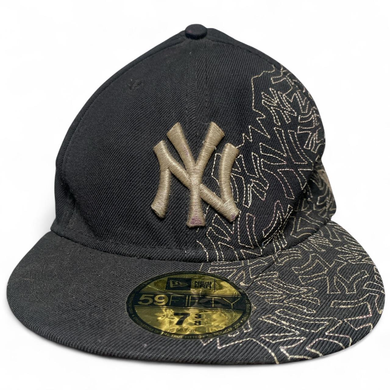 New York Yankees New Era Black and Grey Embroidery Stitch Fitted Cap