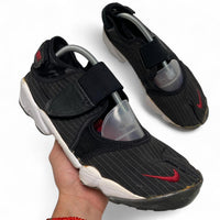 Nike Air Rift Black and Red Tartan Trainers (UK 9.5)