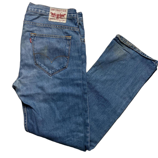 Levis Vintage Light Blue Jeans (38W)
