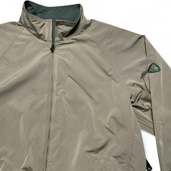 Nike ACG Vintage y2k Light Khaki and Green Shell Windbreaker Jacket (XL)
