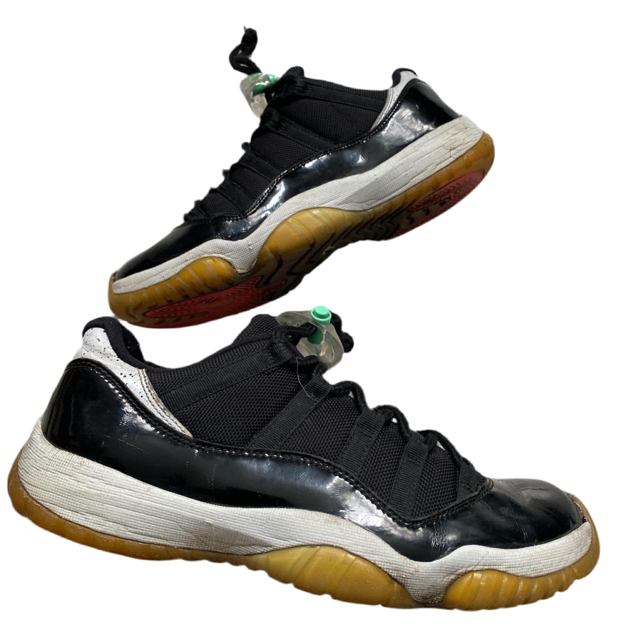 Jordan 11 Low Infrared (UK 8)