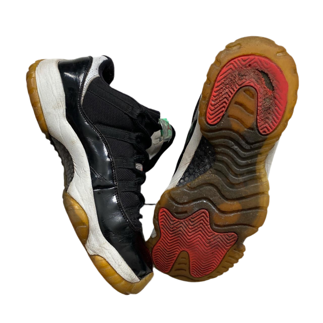 Jordan 11 Low Infrared (UK 8)