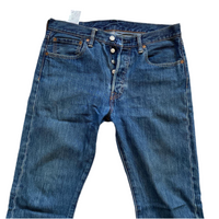Levis 501 Blue Jeans (32W)