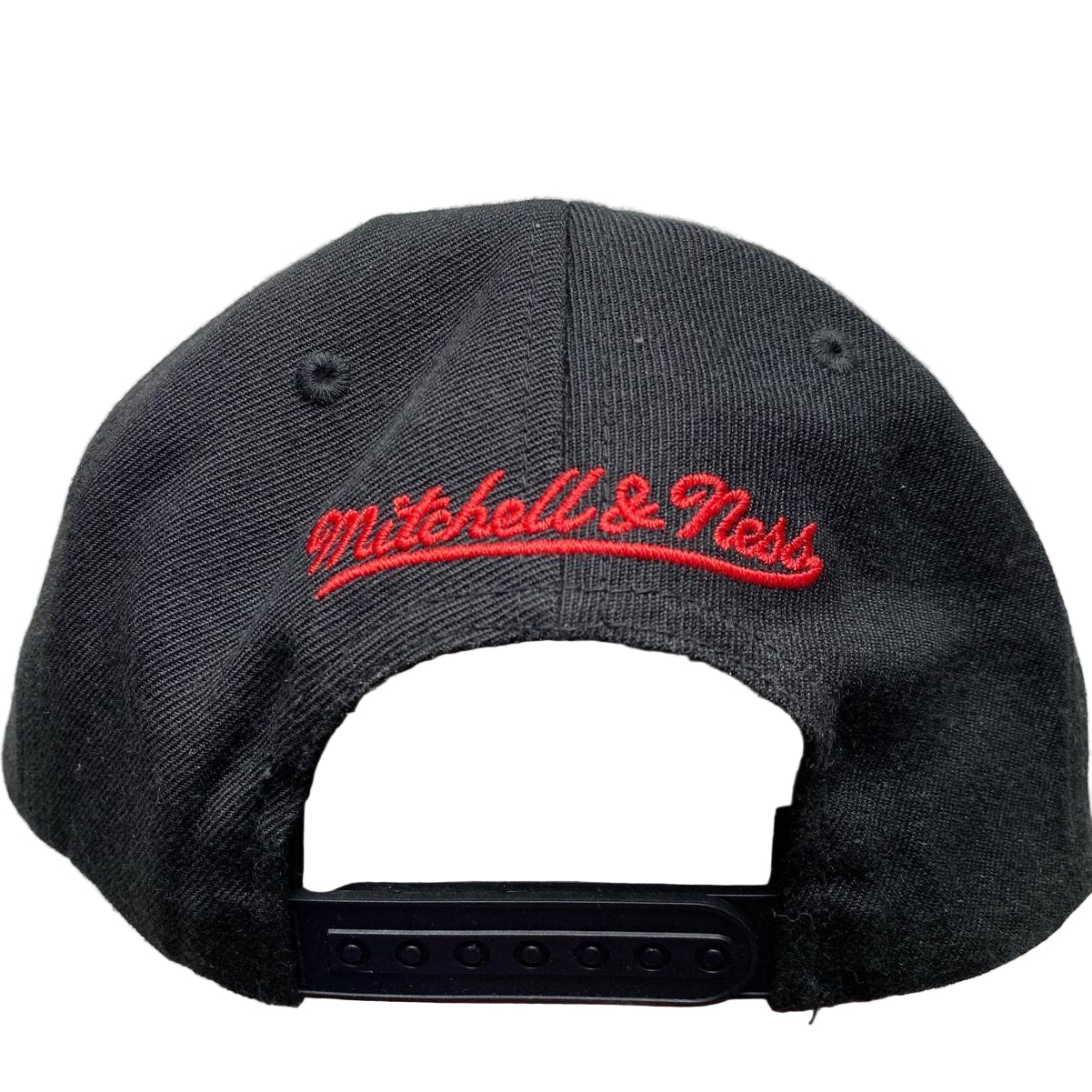 Toronto Raptors Black Snapback Mitchell and Ness Cap