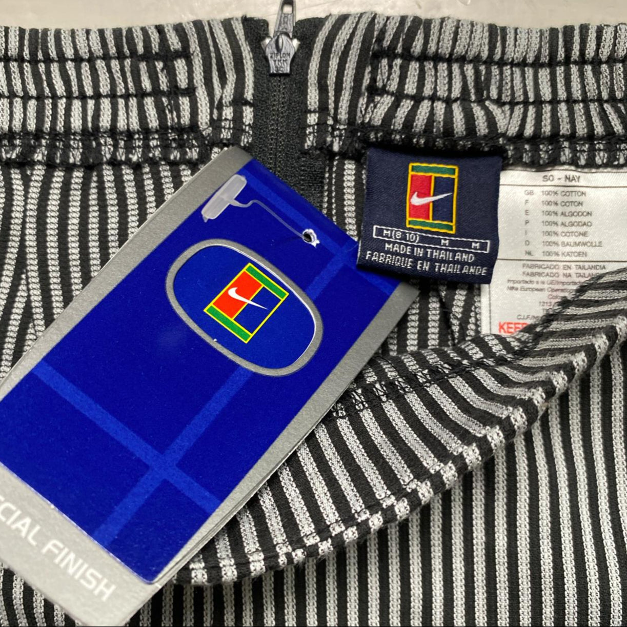 Nike Tennis Vintage Y2K Womens Pin Stripe Black and White Skirt (M)