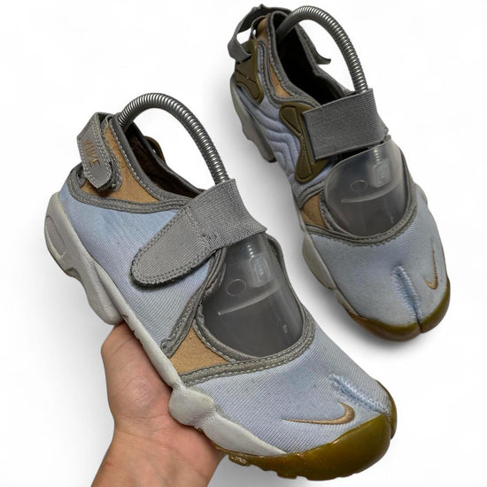 Nike Air Rift Baby Blue and Gold Trainers (UK 7.5)