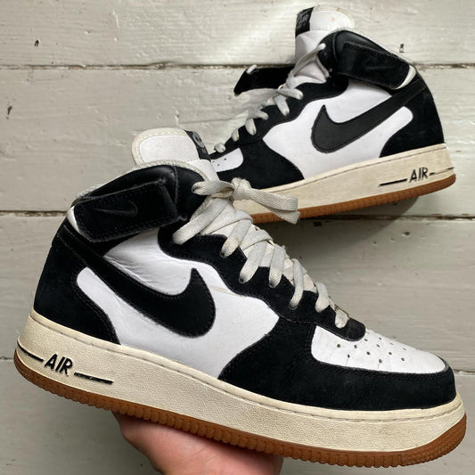 Nike Air Force 1 Mid Vintage Black and White