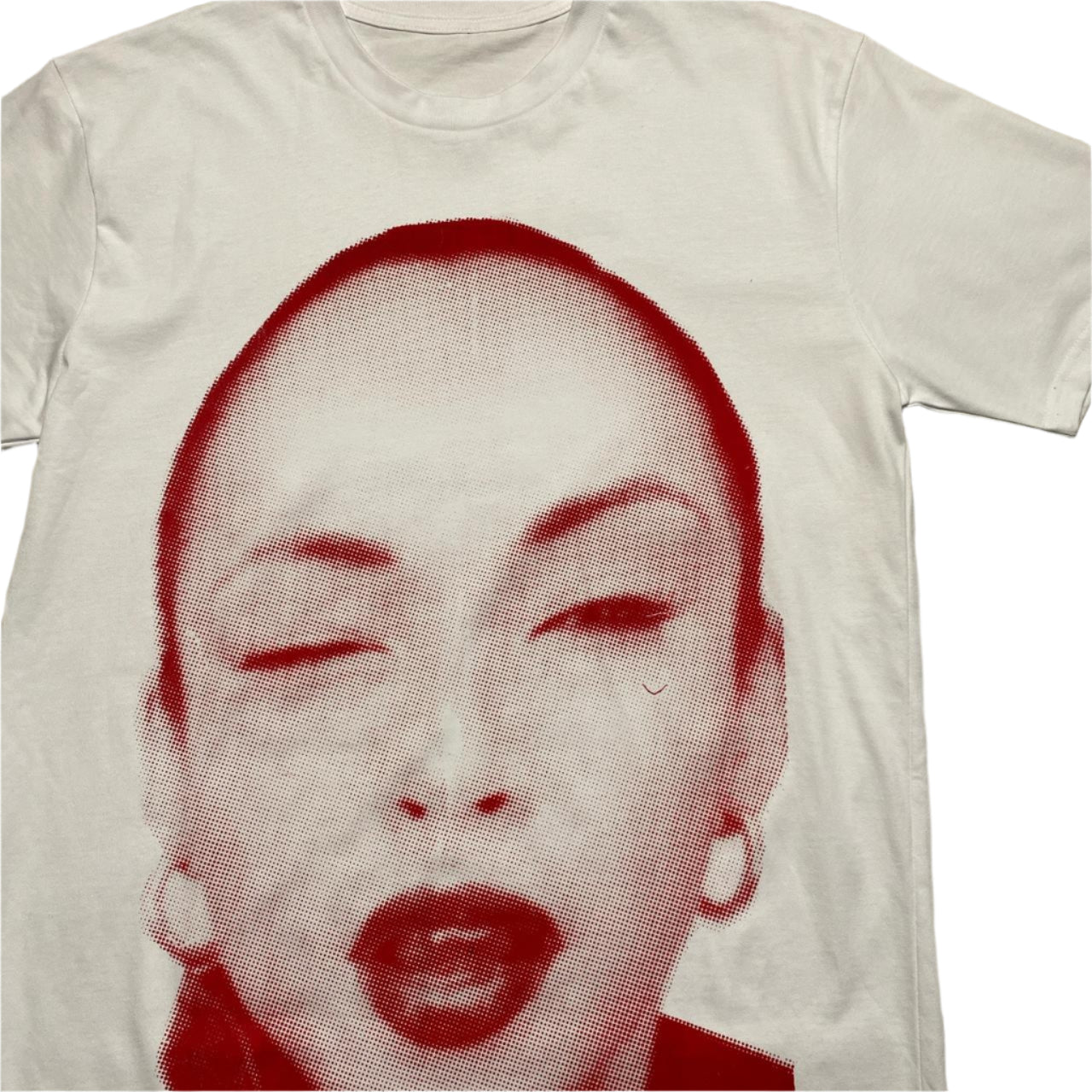 Sade White and Red Big Graphic Pout Face T Shirt (L)
