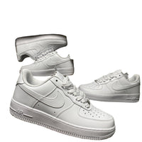 Nike Air Force 1 White (UK 7)