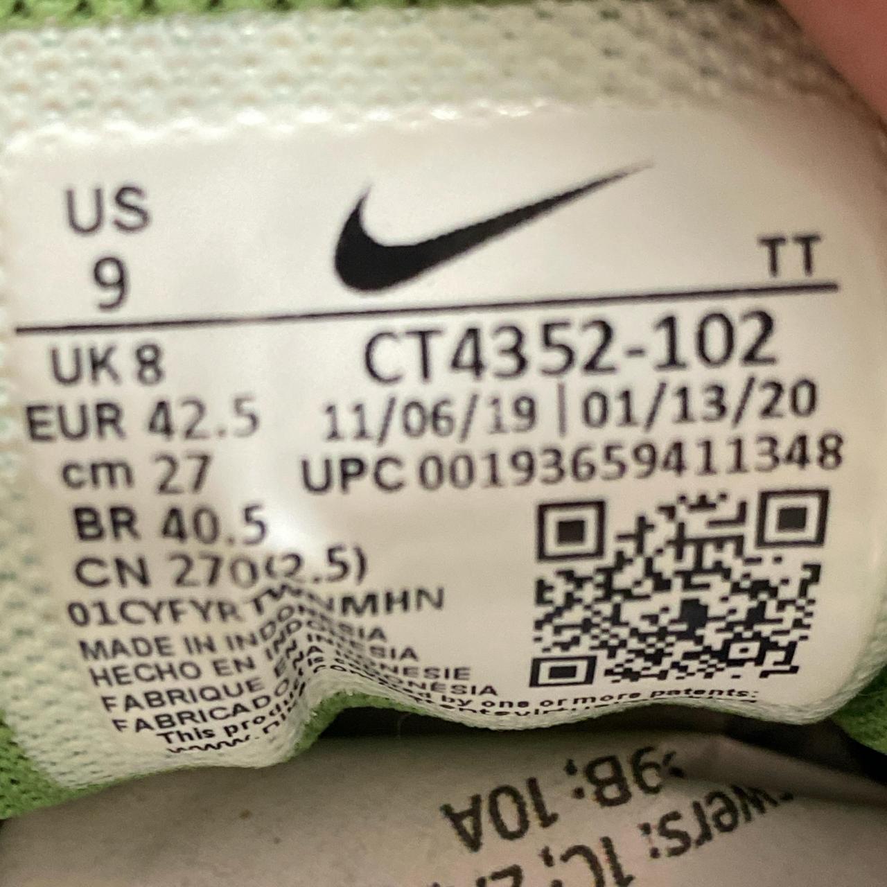 Nike Air Max 90 White Black and Green (UK 8)