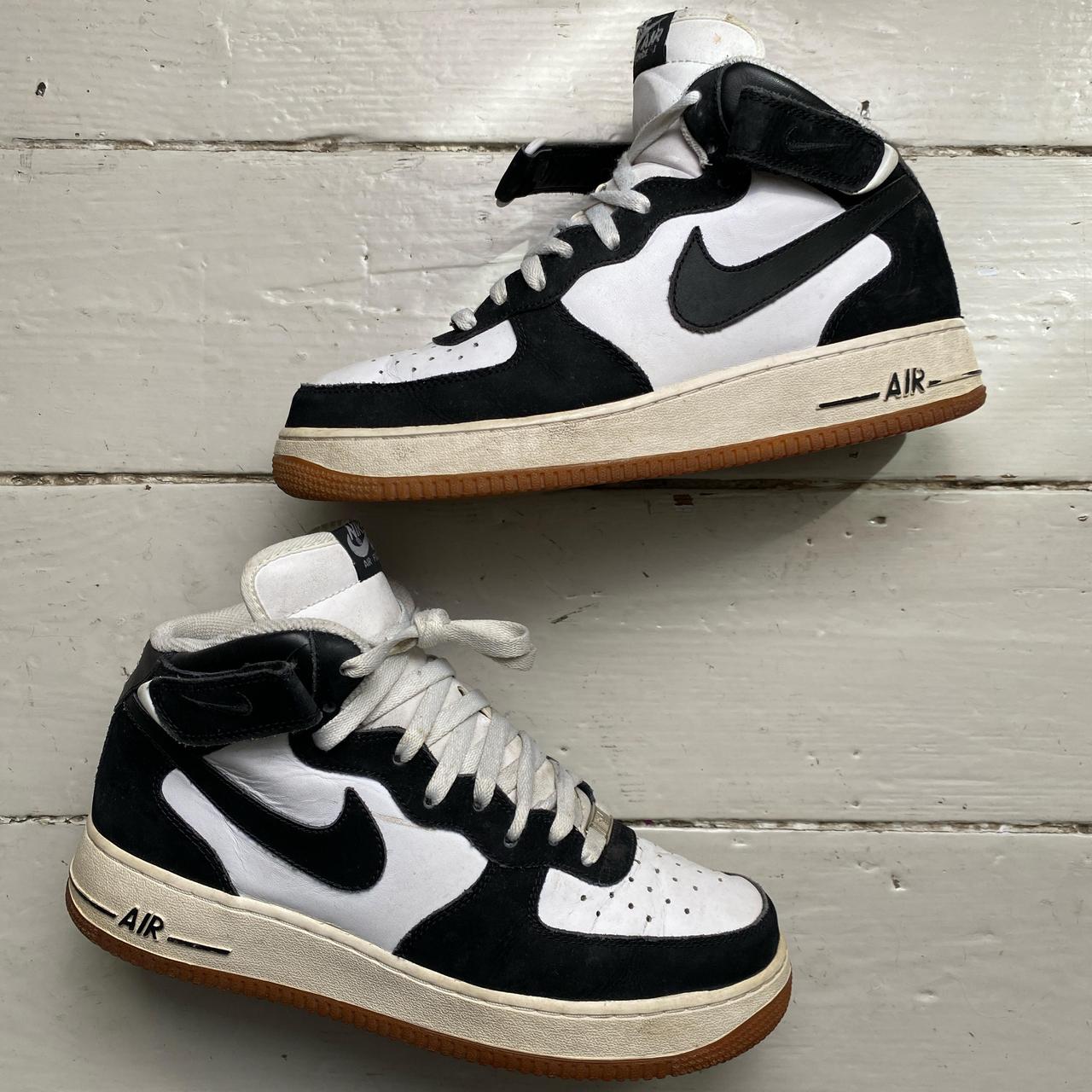 Nike Air Force 1 Mid Vintage Black and White