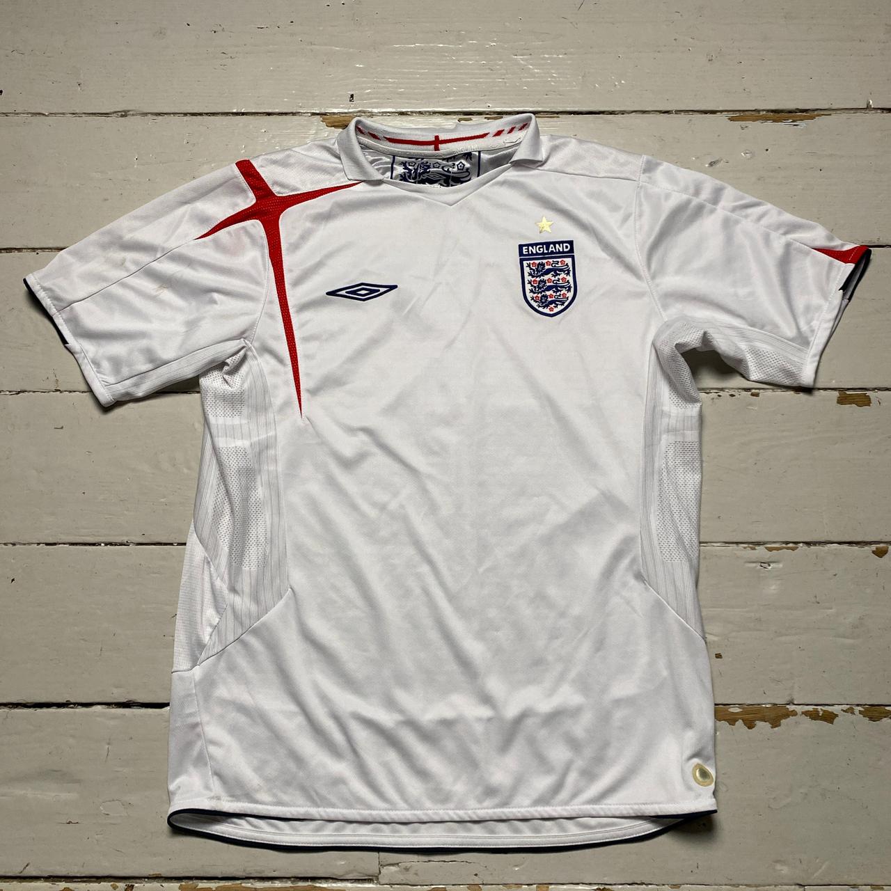 England Umbro Home White and Red Vintage 2005-2007 Football Jersey