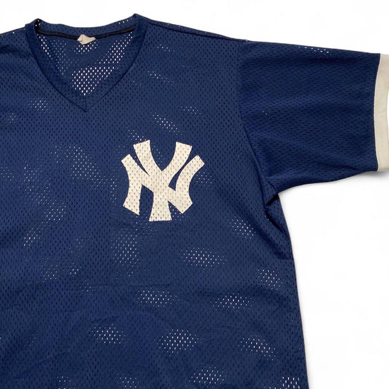 New York Yankees Navy and White Vintage y2k 90’s Jersey (XL)