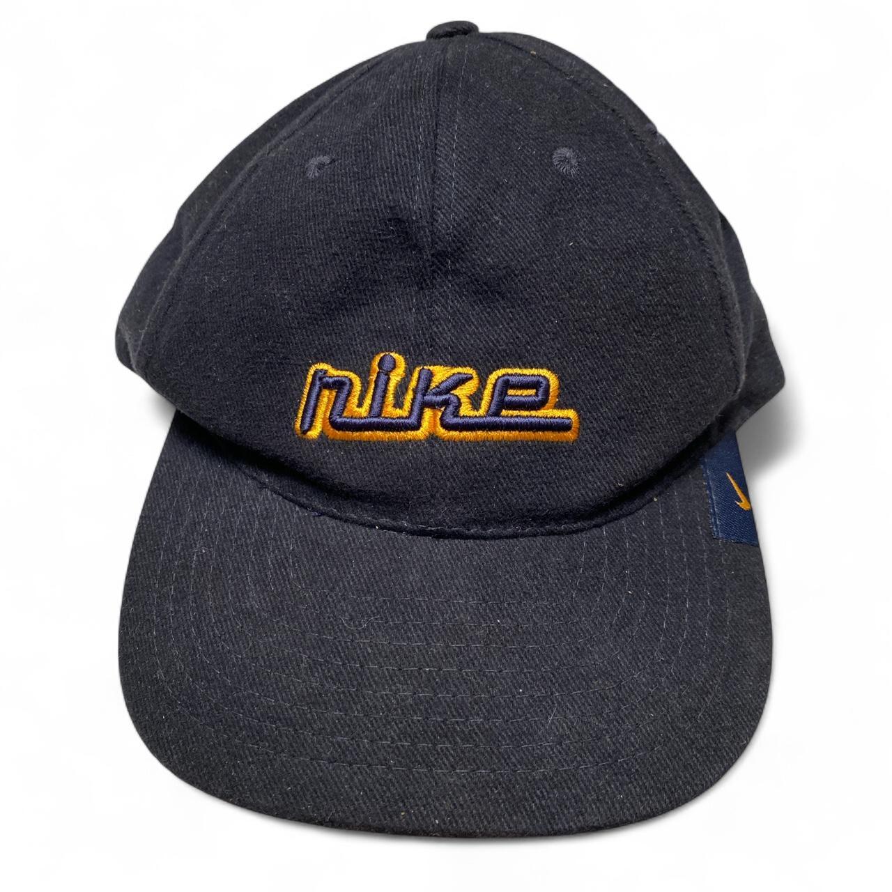 Nike Vintage y2k Navy and Yellow Cap