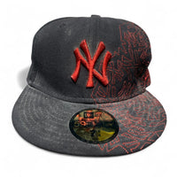 New York Yankees Black and Red Embroidery Repeat Logo Fitted Cap