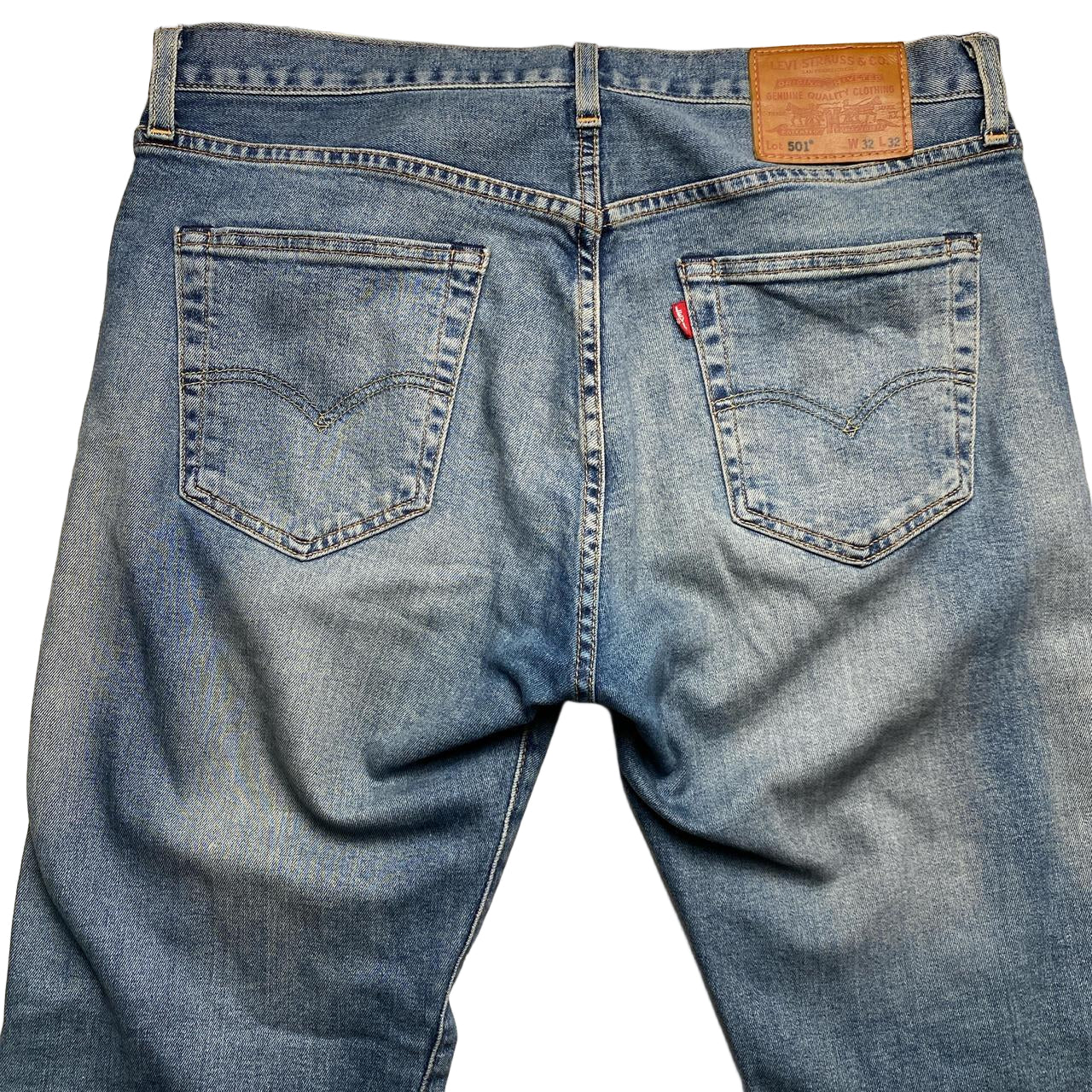 Levis 501 Light Blue Jeans (32W)